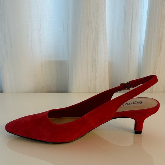 NEW Bella Vita The Scarlett Italian Leather Red Slingback Kitten Heels Size 8,5 - Picture 8 of 10